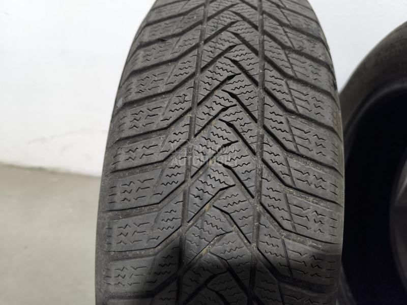 Esa Tecar 185/65 R15 Zimska