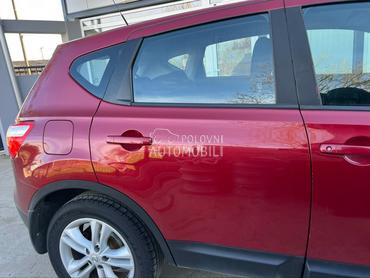 Vrata zadnja desna bordo za Nissan Qashqai od 2006. do 2013. god.