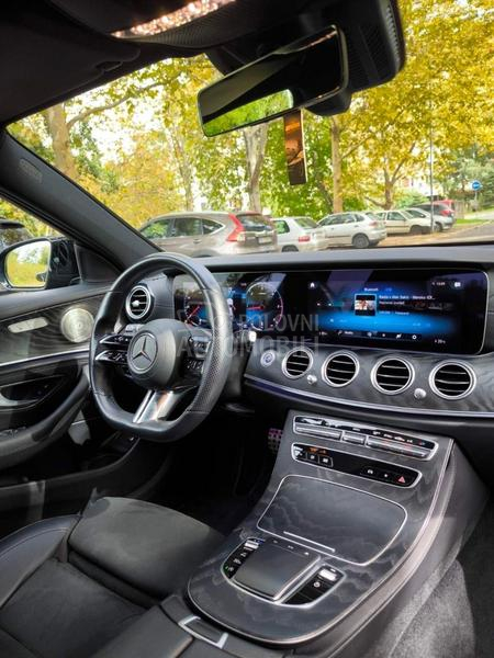 Mercedes Benz E 220 AMG