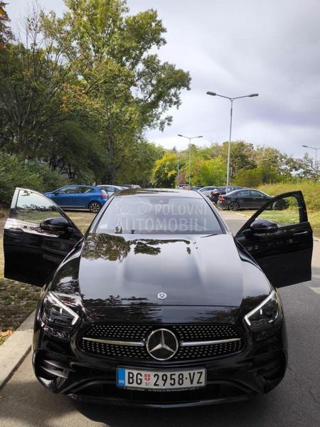 Mercedes Benz E 220 AMG