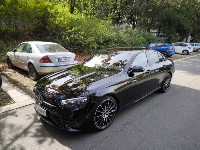Mercedes Benz E 220 AMG