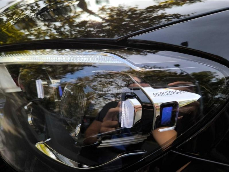 Mercedes Benz E 220 AMG