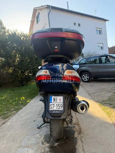 Suzuki Burgman 650 executive