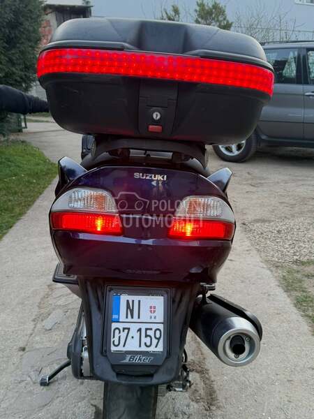 Suzuki Burgman 650 executive