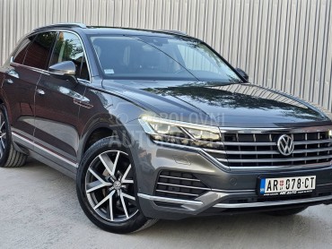 Volkswagen Touareg 3.0 V6 TDI /VAZDUH/