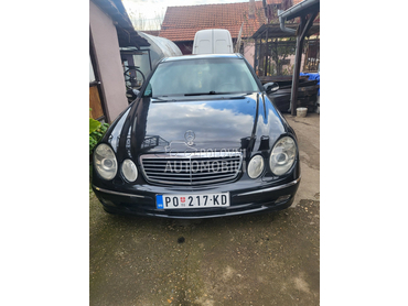 Mercedes Benz E 270 w211