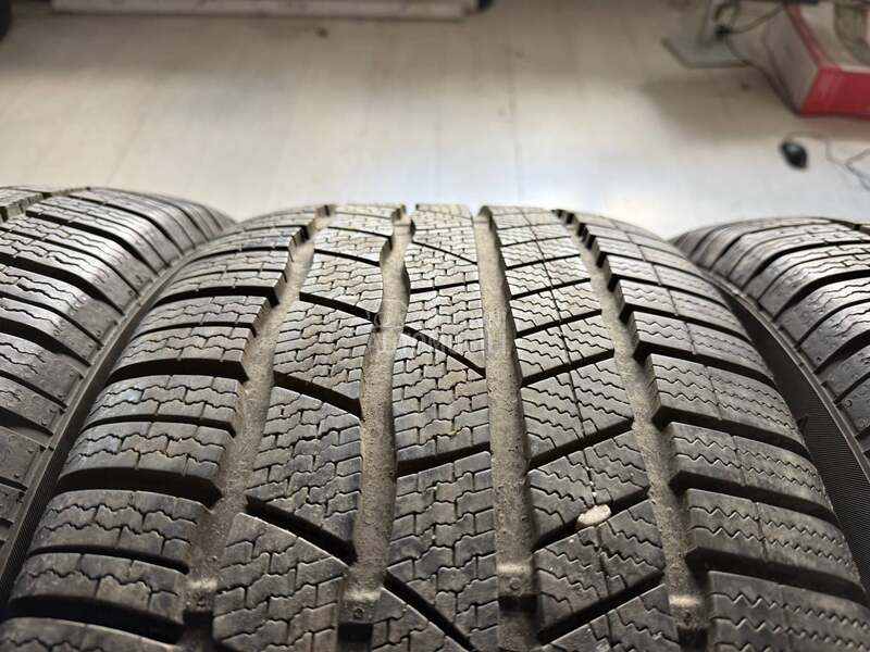 Continental 285/45 R20 Zimska