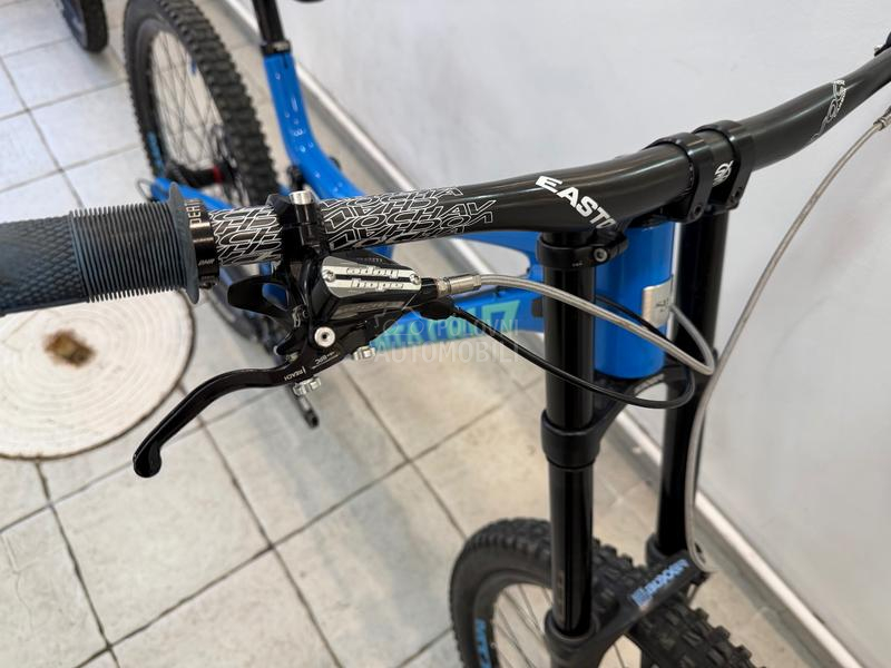 Specialized Santa Cruz V10