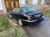 Jaguar X-Type 