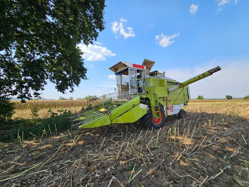 Claas Dominator 66
