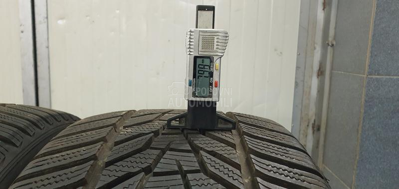 Hankook 245/35 R19 Zimska