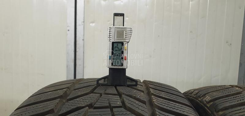 Hankook 245/35 R19 Zimska