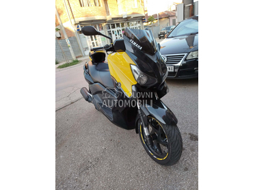 Yamaha Xmax250