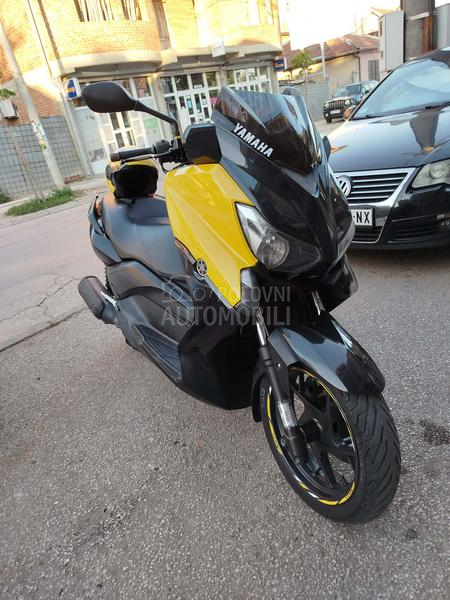 Yamaha Xmax250