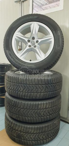 Pirelli 255/55 R19 Zimska
