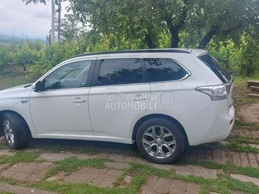 Mitsubishi Outlander phev 2.0