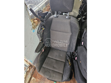 Sedista 307 sw restajling za Peugeot 307 od 2004. do 2007. god.