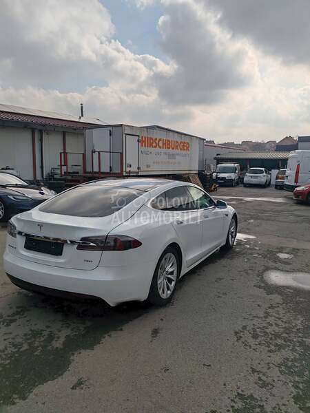 Tesla Model S S75D
