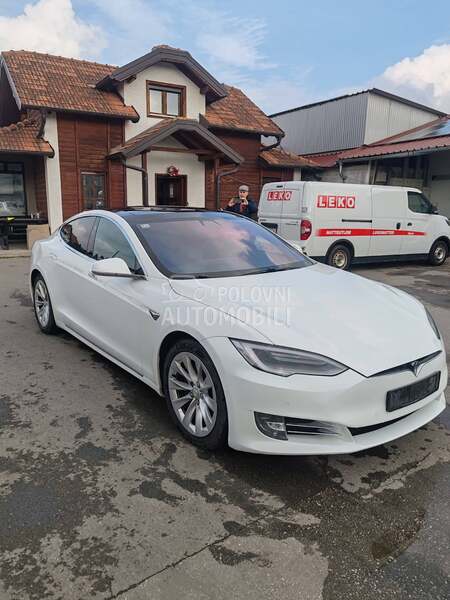 Tesla Model S S75D