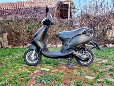 Piaggio zip