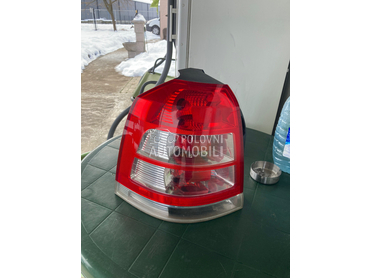 stop svetlo za Opel Zafira od 2005. do 2012. god.