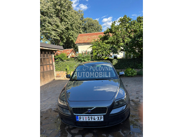 Volvo S40 
