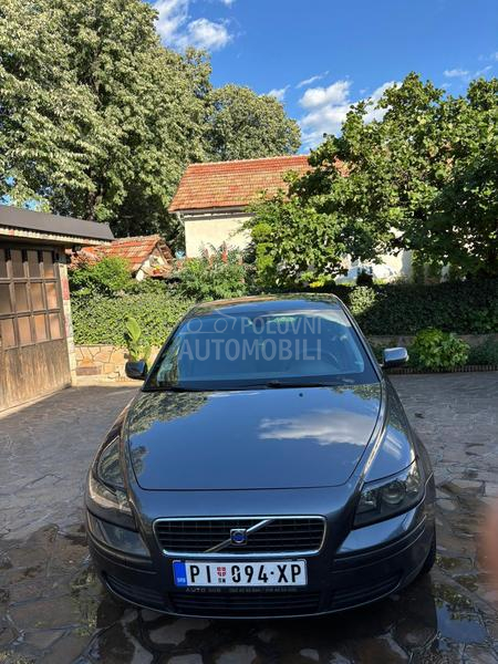 Volvo S40 