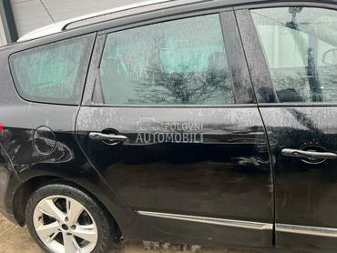 Vrata zadnja desna crna TEGNE za Renault Grand Scenic, Scenic od 2009. do 2016. god.
