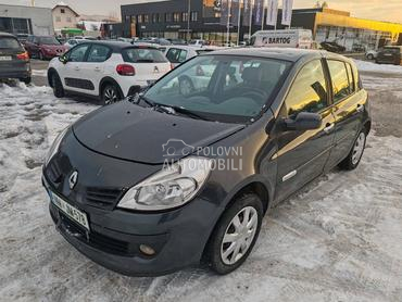 Renault Clio d o l a z a k