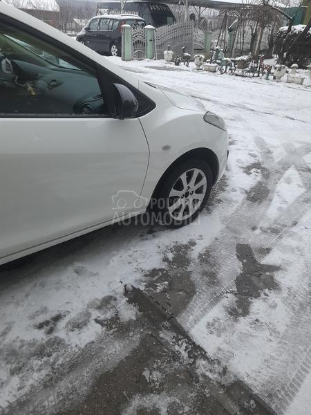 Mazda 2 ch