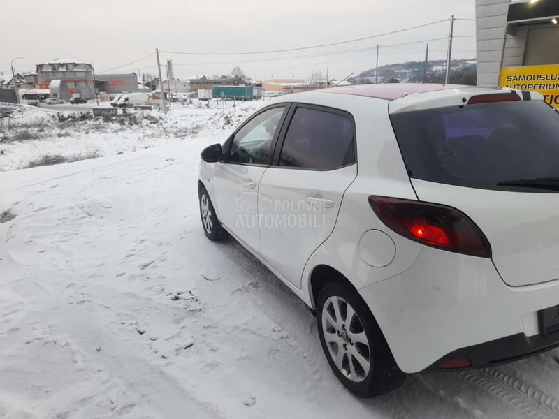 Mazda 2 ch