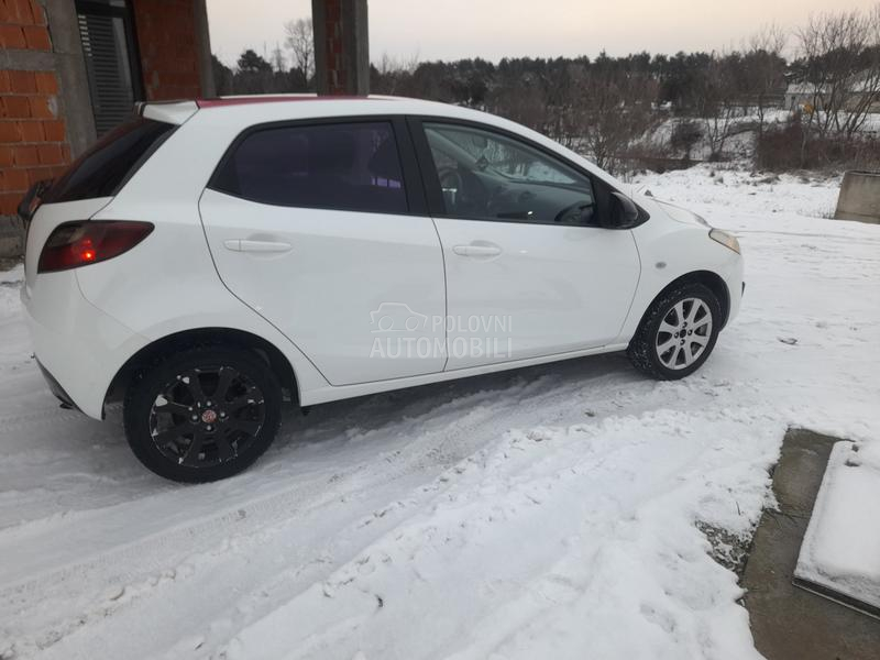 Mazda 2 ch