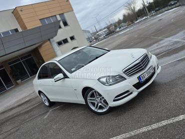 Mercedes Benz C 180 O D L I Č A N