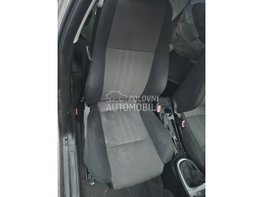 sedista 5 vrata za Alfa Romeo 147 od 2000. do 2009. god.