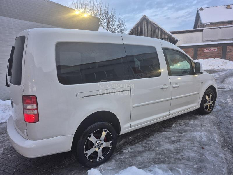 Volkswagen Caddy MAXI 4X4/DSG