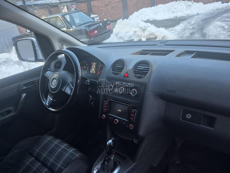 Volkswagen Caddy MAXI 4X4/DSG