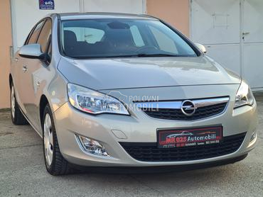 Opel Astra J 1.6 NAAVIGACIJA