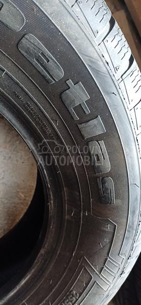 Petlas 255/65 R17 Zimska