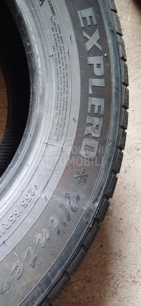 Petlas 255/65 R17 Zimska