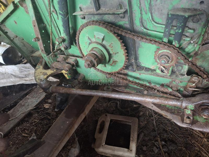 John Deere heder 4.2 sa adaptacijom