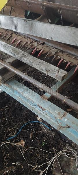 John Deere heder 4.2 sa adaptacijom