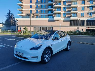Tesla Model Y LongRangeDualmotor