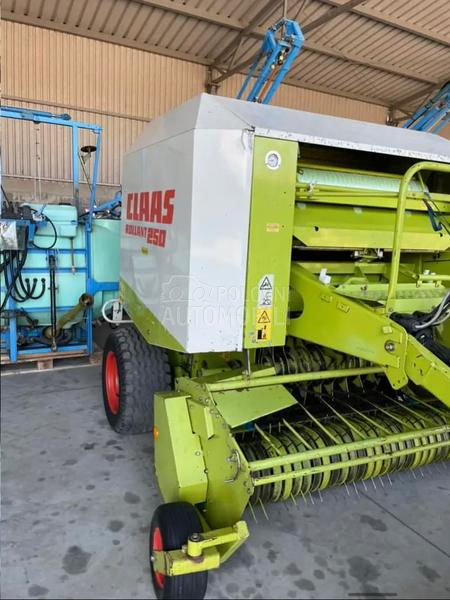Claas Rolant 250