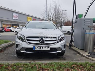 Mercedes Benz GLA 200 
