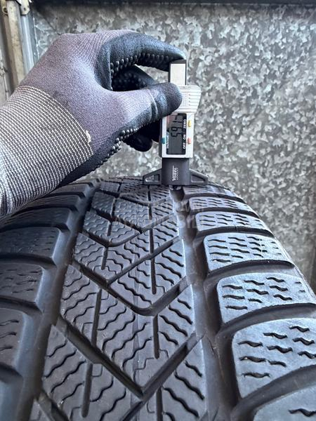 Pirelli 225/45 R18 Zimska