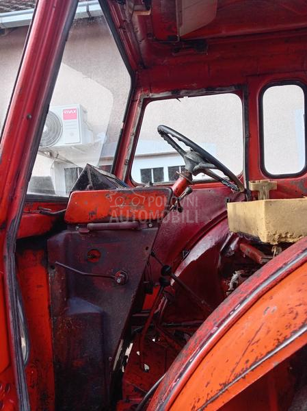 Belarus 82 sa prednjom vucom