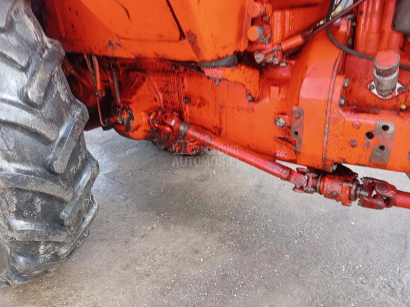 Belarus 82 sa prednjom vucom