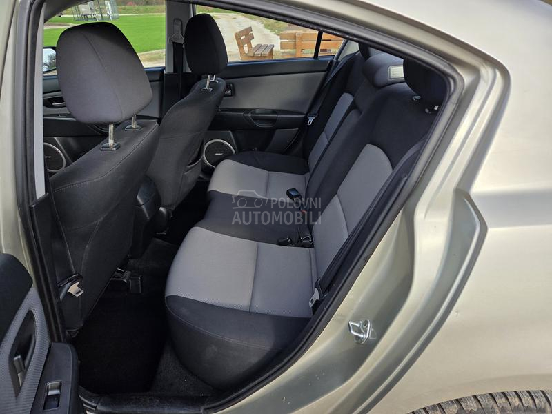 Mazda 3 2.0