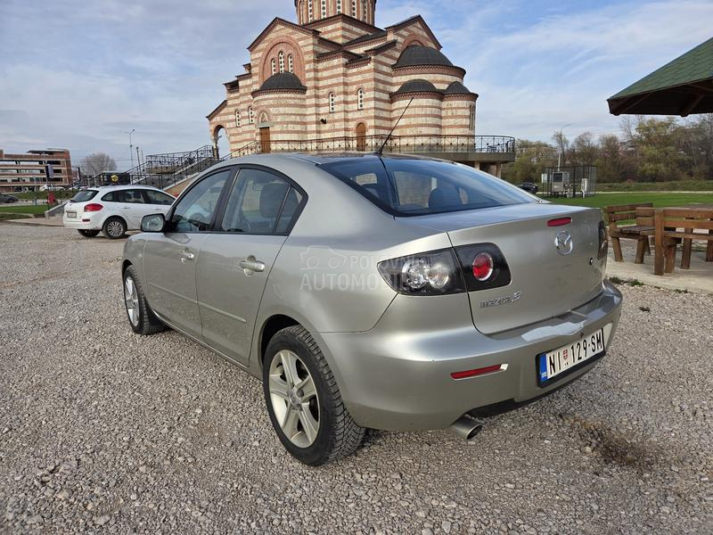 Mazda 3 2.0