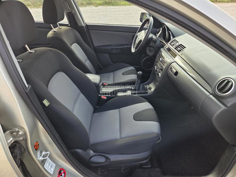 Mazda 3 2.0